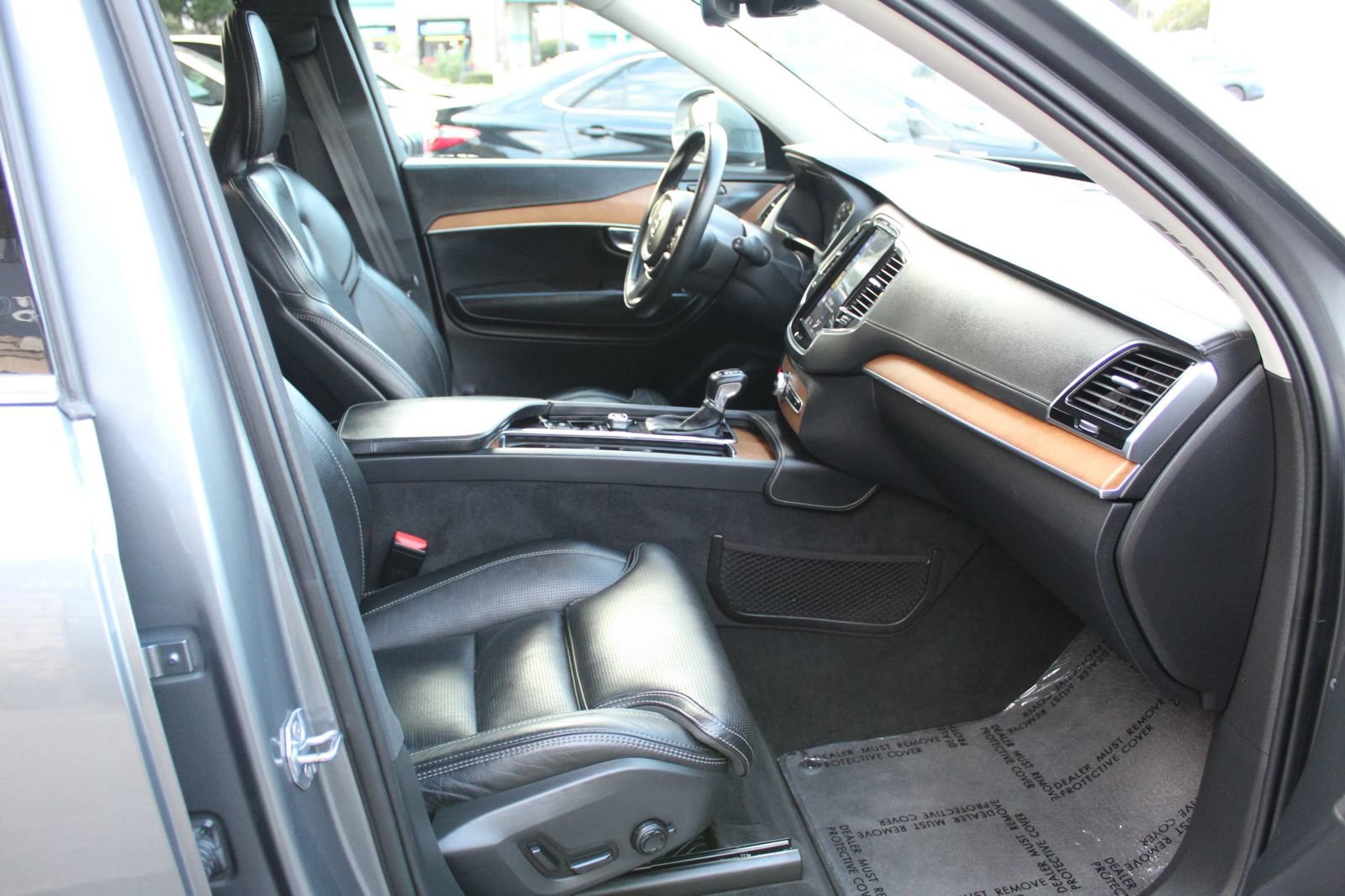 Used 2019 Volvo XC90 T6 Inscription w/ Protection Package Premier AWD/4WD image 10