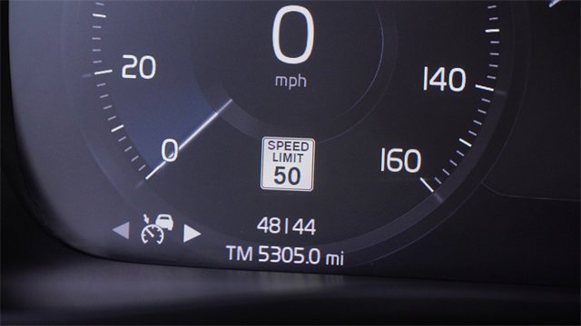 Used 2021 Volvo XC40 T5 Inscription w/ Advanced Package image 33