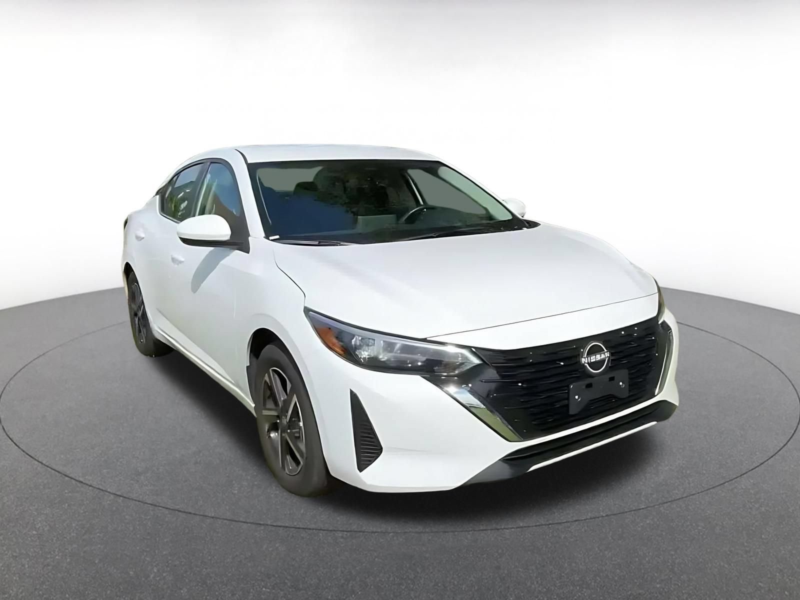 Used 2025 Nissan Sentra SV FWD image 3