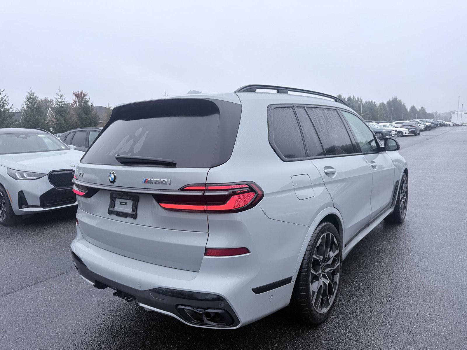 Used 2024 BMW X7 M60i w/ Executive Package AWD/4WD image 7