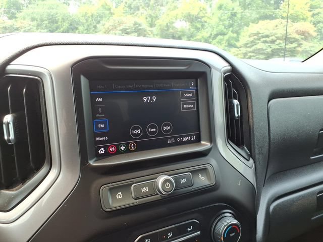 Used 2020 Chevrolet Silverado 1500 Custom w/ Custom Value Package AWD/4WD image 17
