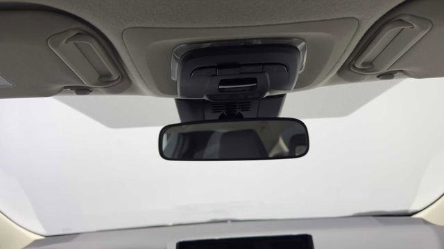 Used 2025 Toyota Corolla LE w/ LE Premium Package FWD image 17