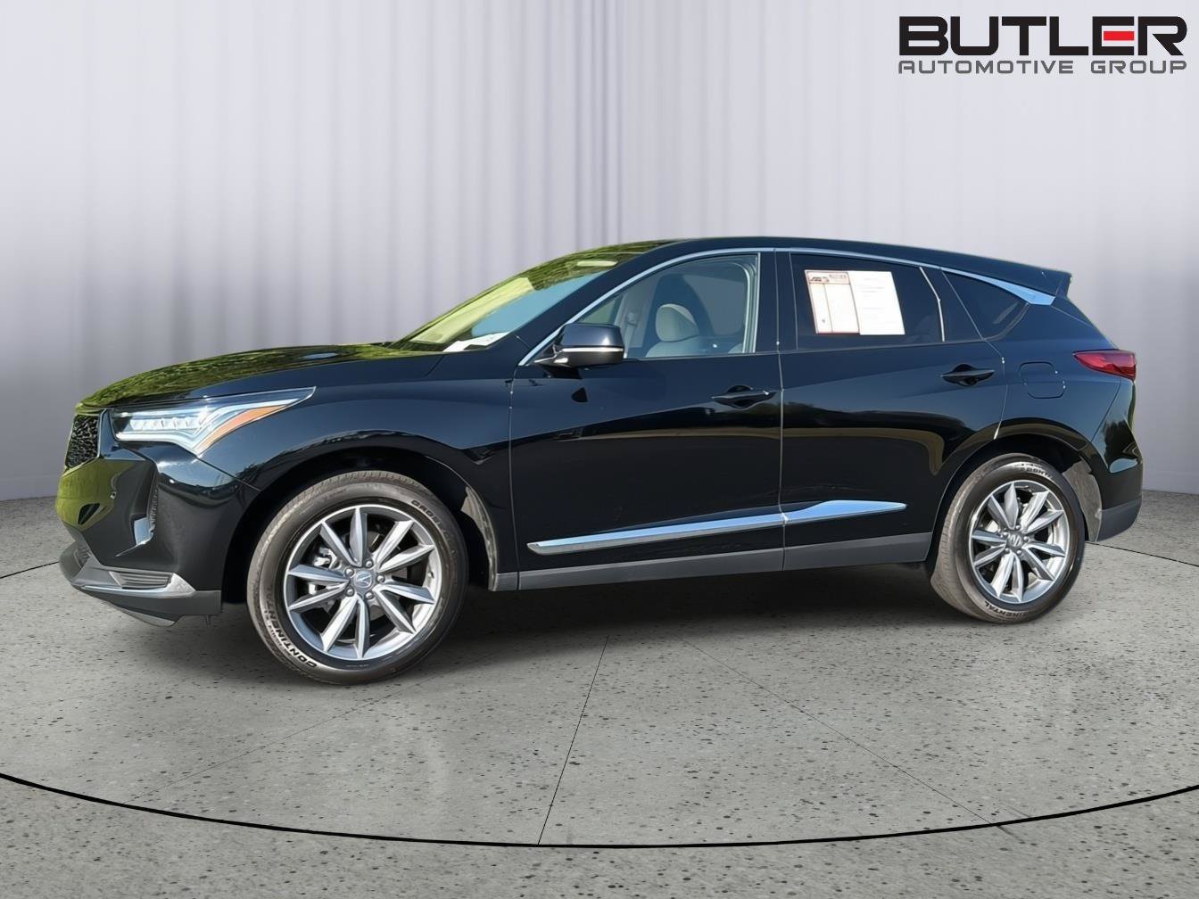 Used 2023 Acura RDX w/ Technology Package FWD image 3