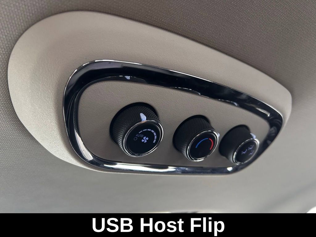 Used 2020 Dodge Durango GT image 26