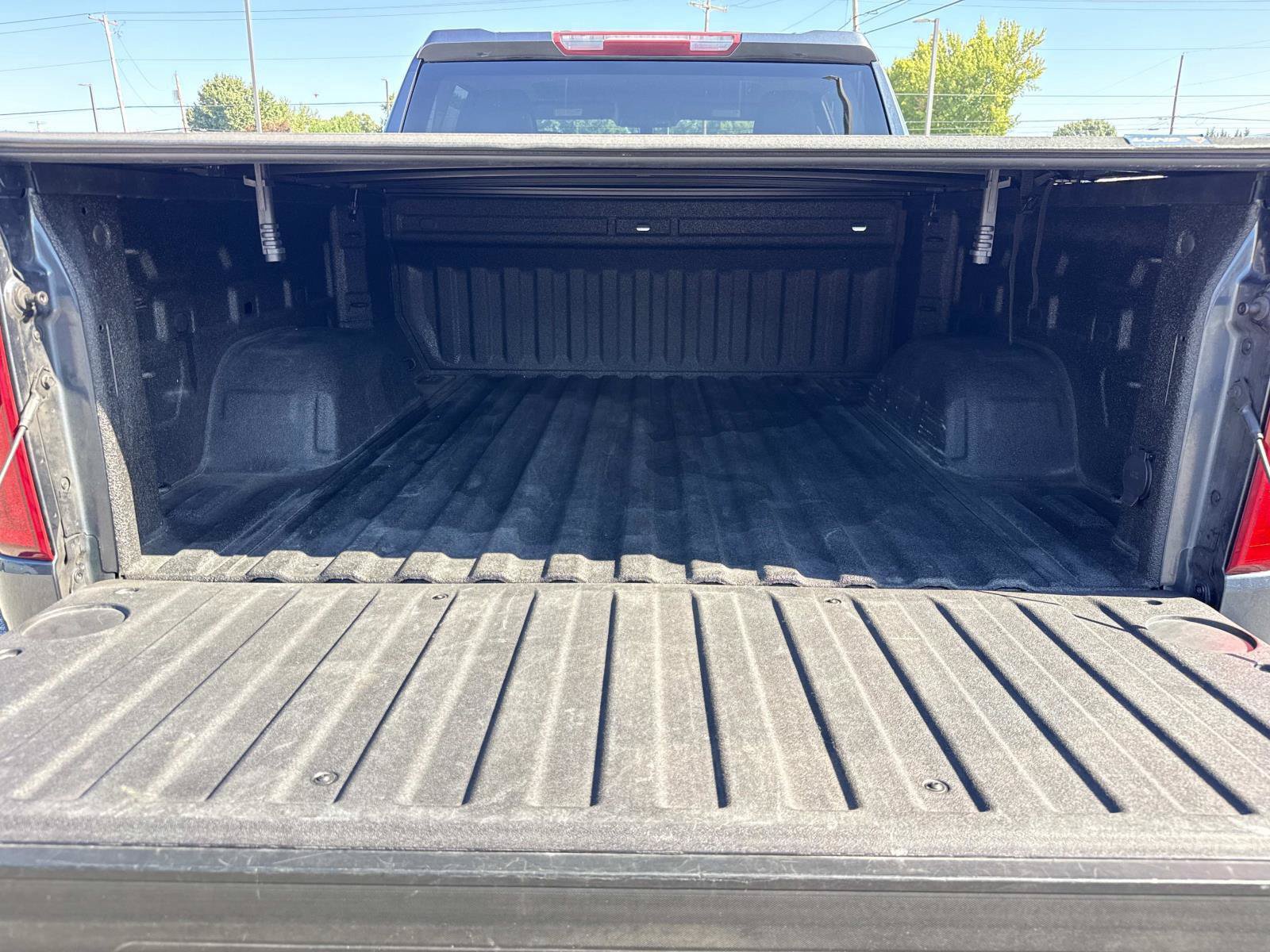 Used 2021 Chevrolet Silverado 1500 Custom AWD/4WD image 24