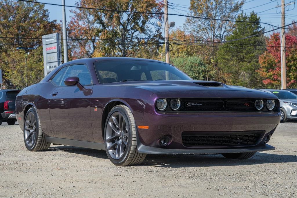 Used 2022 Dodge Challenger R/T Scat Pack image 1