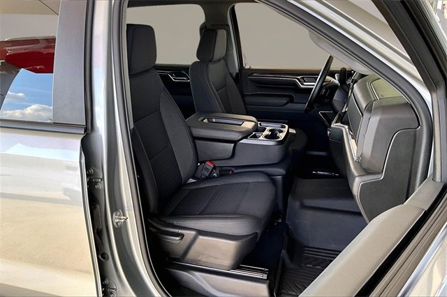 Used 2024 Chevrolet Silverado 1500 LT image 26