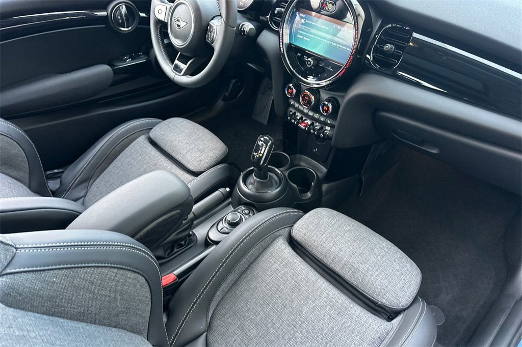Used 2023 MINI Cooper S w/ Signature Upholstery Package image 15