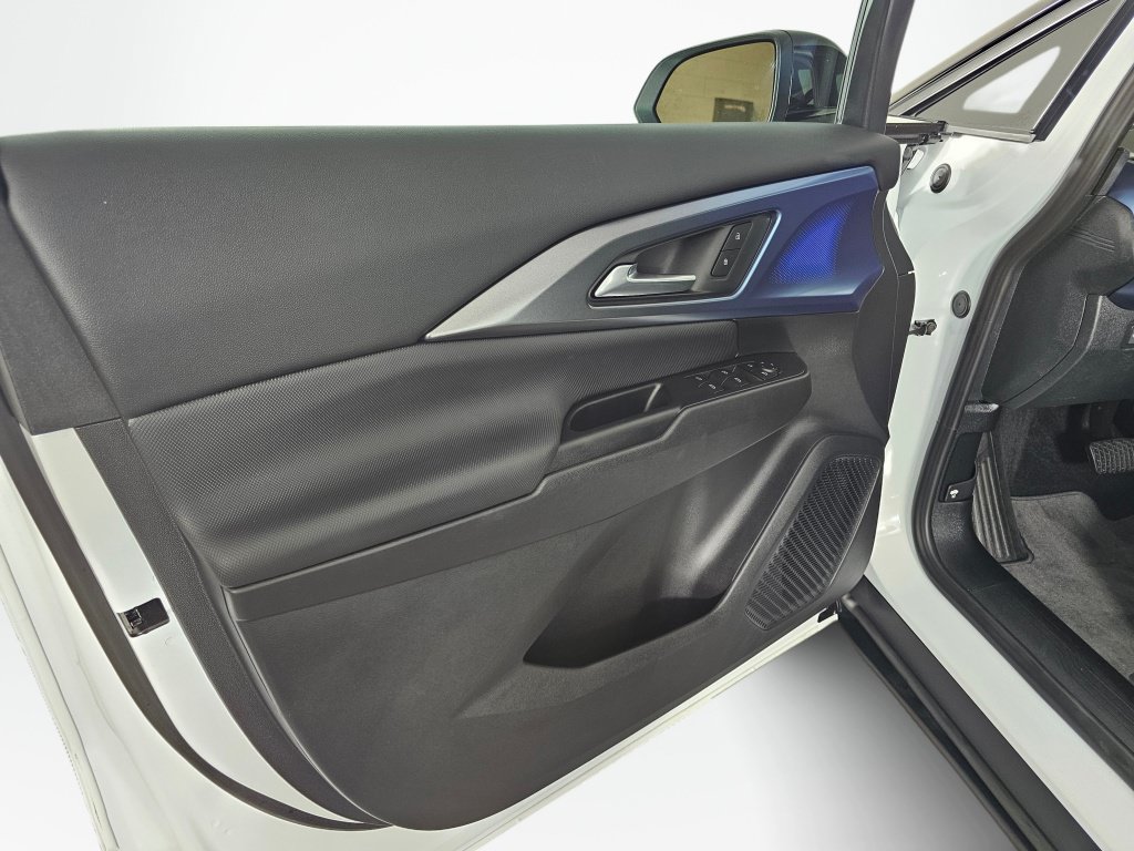 Used 2026 Chevrolet Equinox EV LT FWD image 20