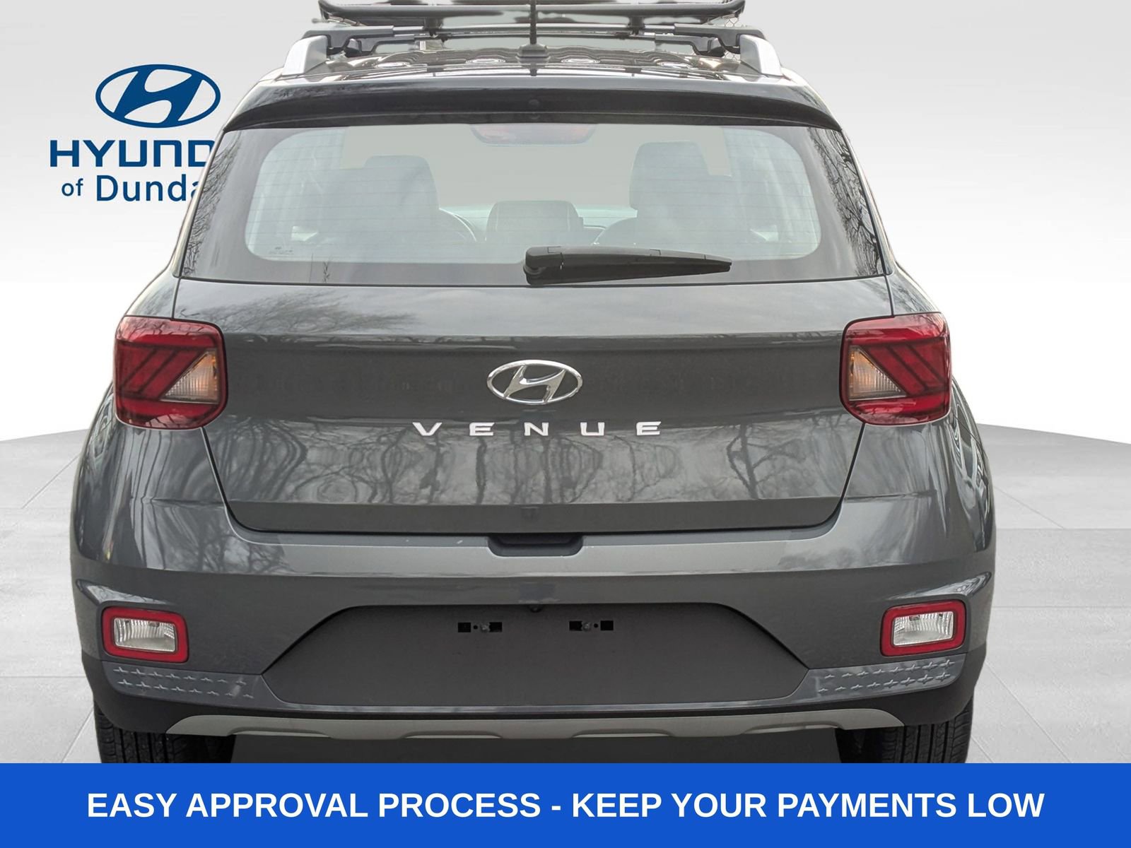 Used 2024 Hyundai Venue Limited image 5