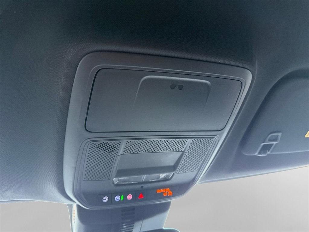 Certified 2025 Buick Enclave Preferred image 23