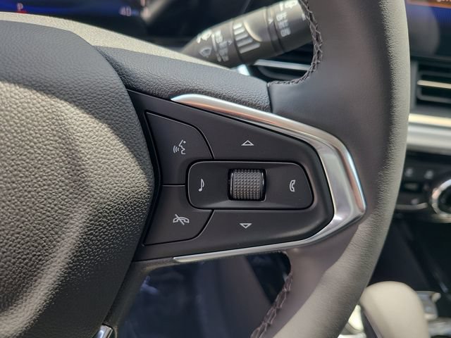 New 2026 Chevrolet Trax LT w/ LT Convenience Package FWD image 27