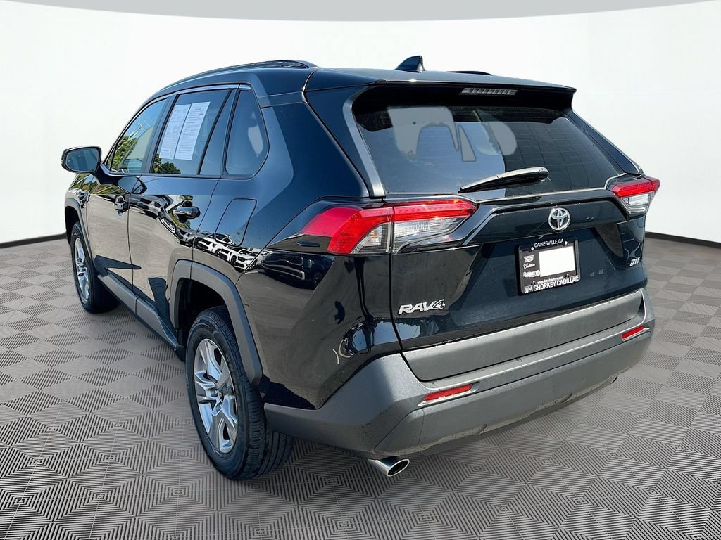 Used 2024 Toyota RAV4 XLE FWD image 8