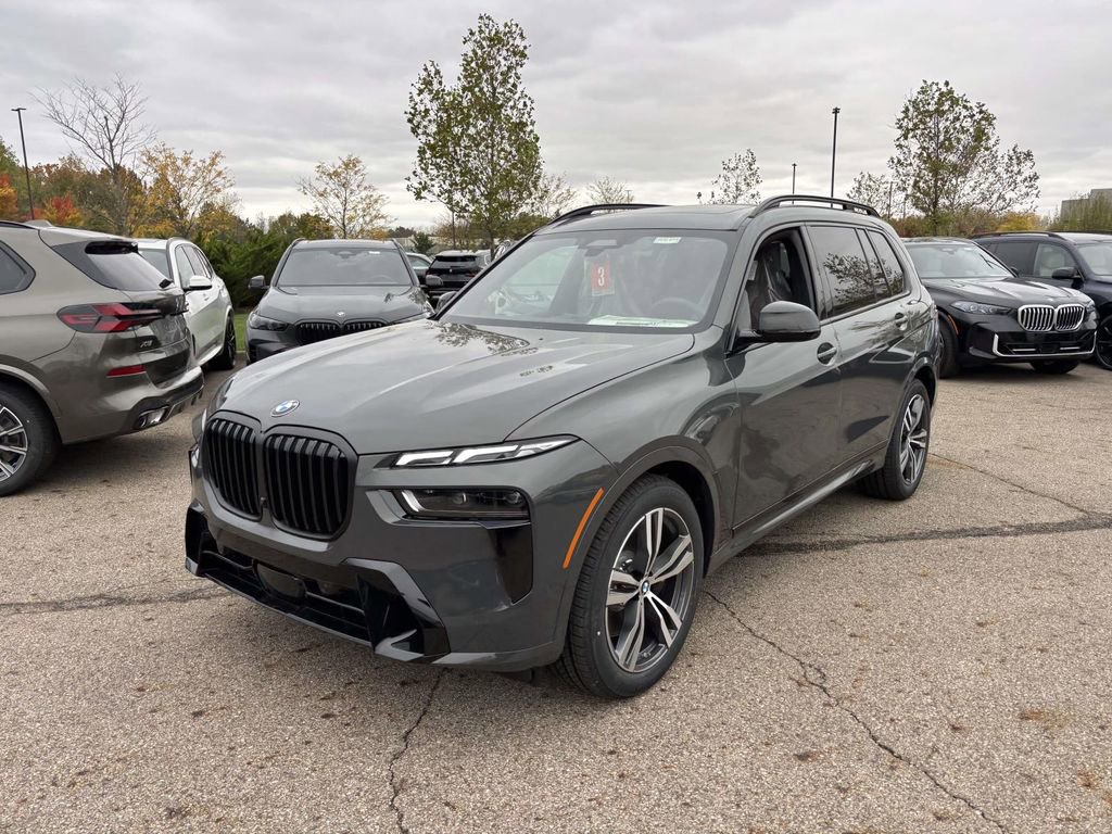 New 2026 BMW X7 xDrive40i w/ M Sport Package image 3