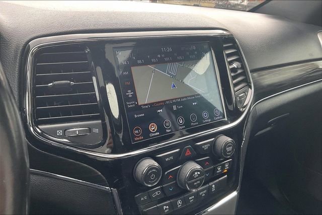 Used 2019 Jeep Grand Cherokee Limited image 6