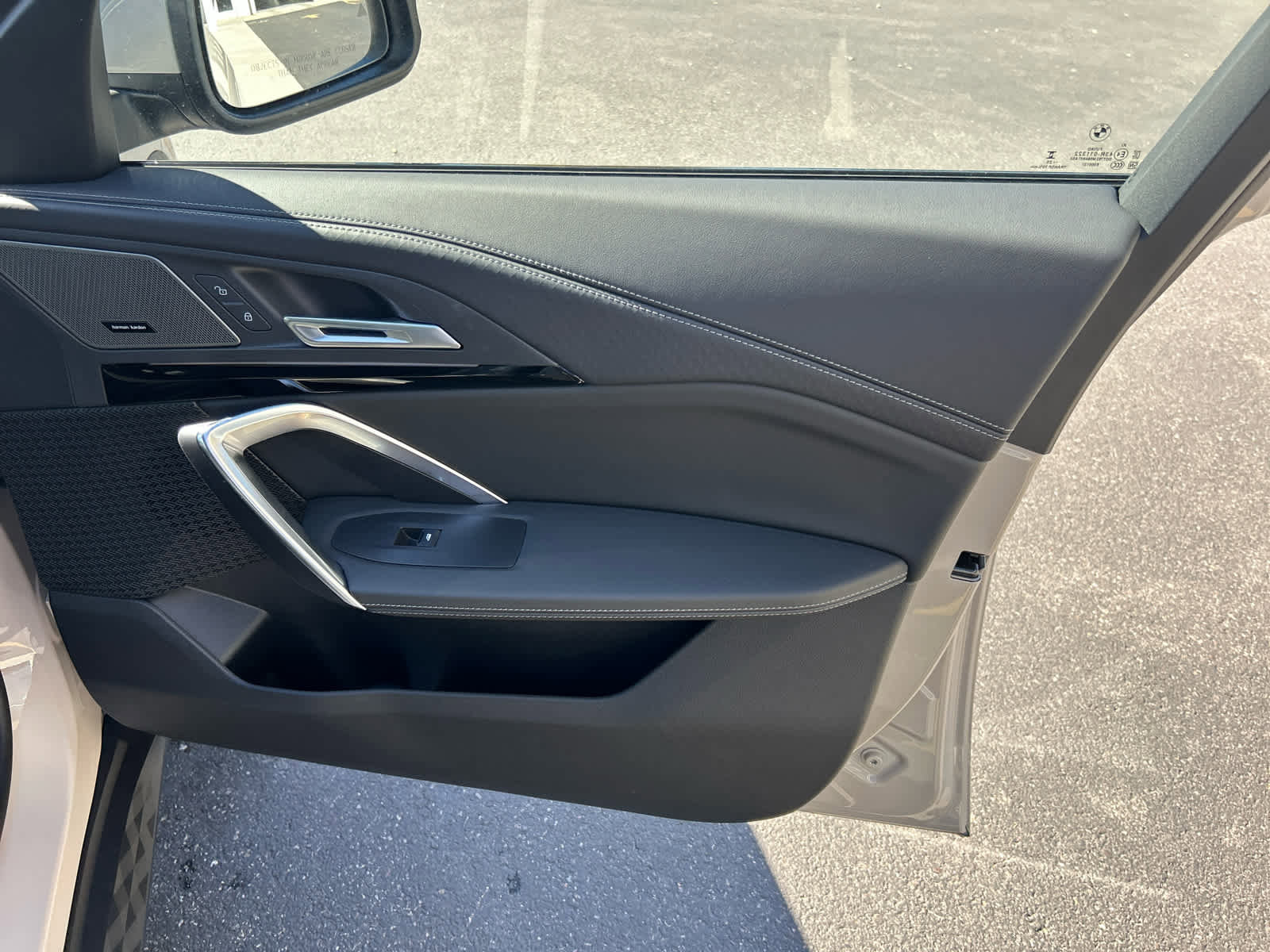 Used 2026 BMW X2 xDrive28i w/ Technology Package image 16