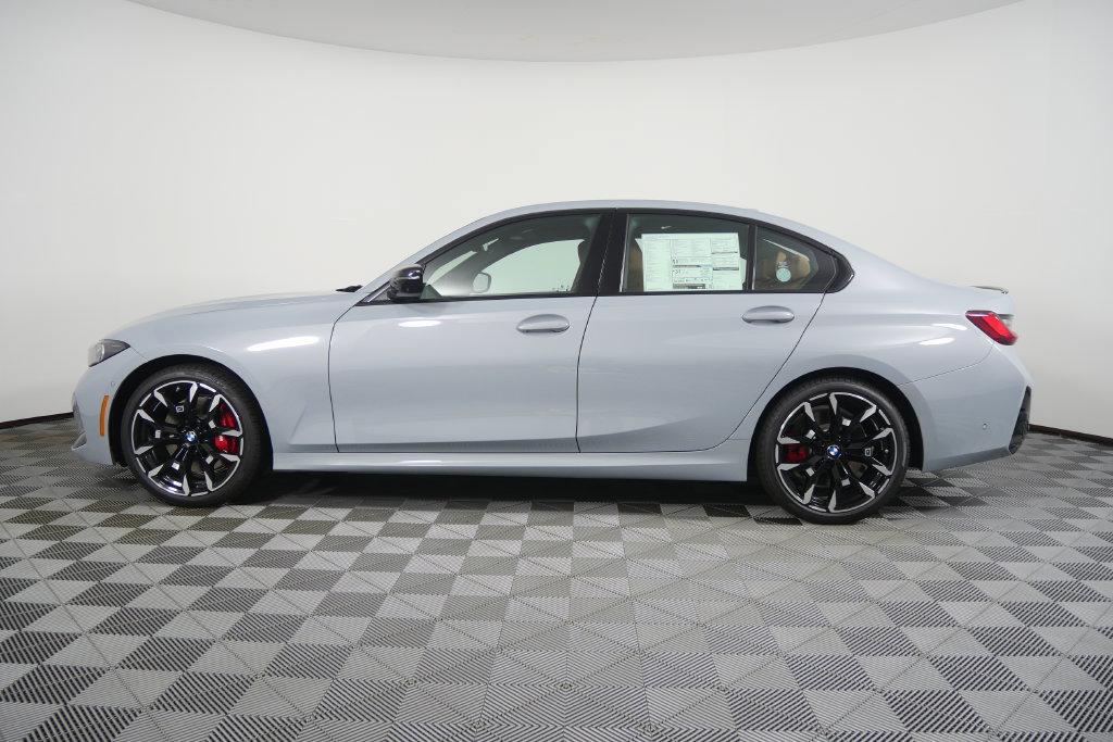 New 2026 BMW 330i Sedan w/ M Sport Package RWD image 7