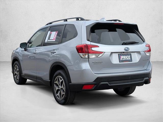Used 2023 Subaru Forester Premium AWD/4WD image 7