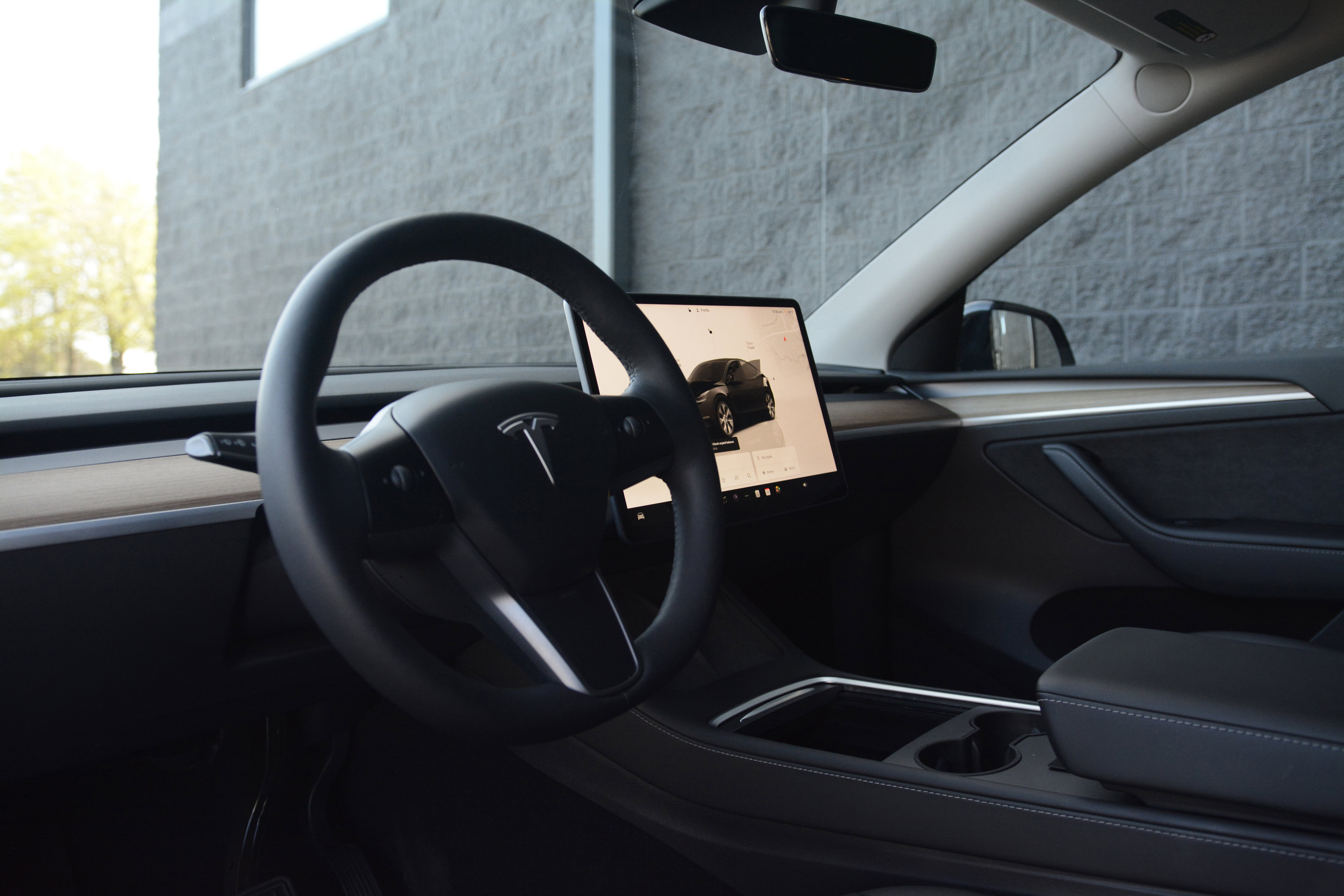 Used 2023 Tesla Model Y Long Range image 4