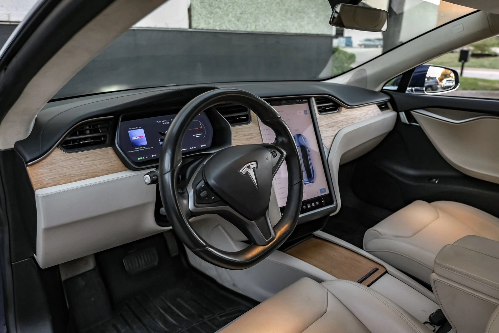Used 2018 Tesla Model S 75D AWD/4WD image 2