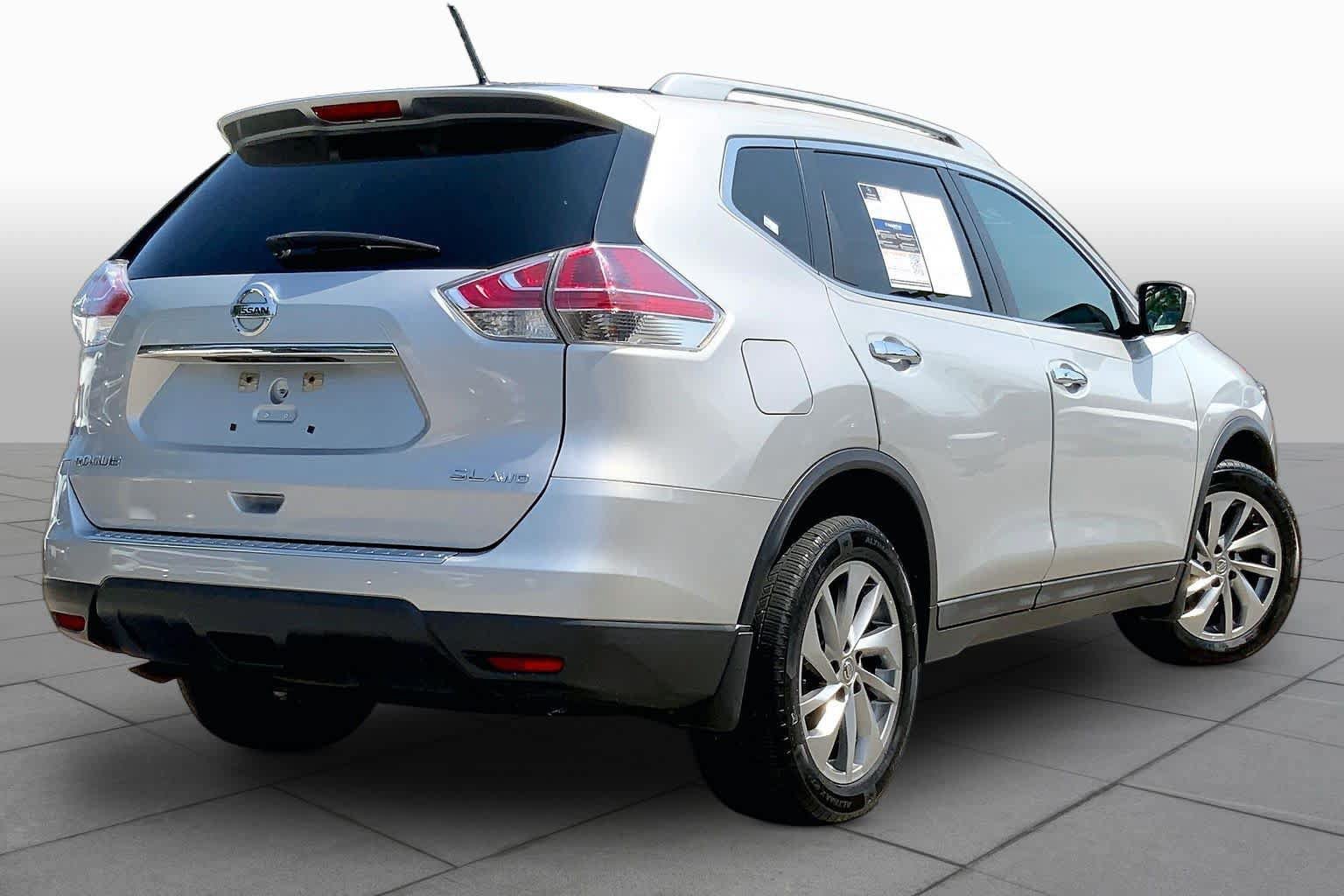 Used 2015 Nissan Rogue SL AWD/4WD image 13