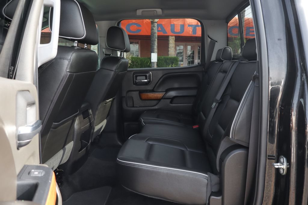 Used 2018 Chevrolet Silverado 1500 High Country RWD image 40