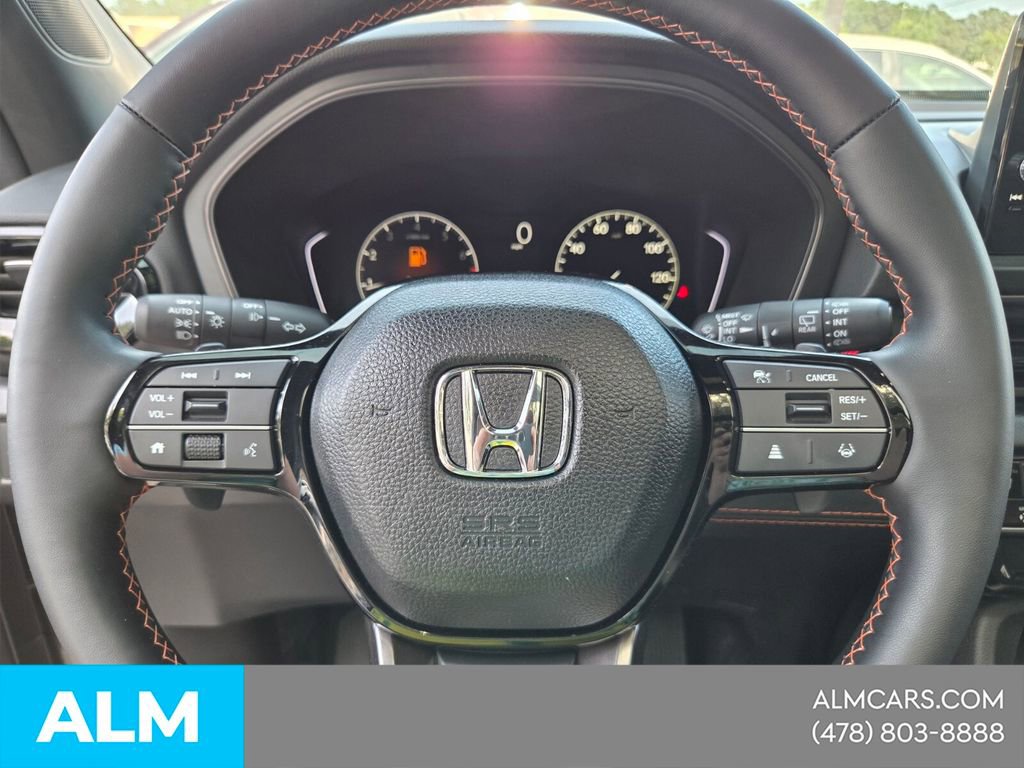 Used 2025 Honda Pilot TrailSport image 28