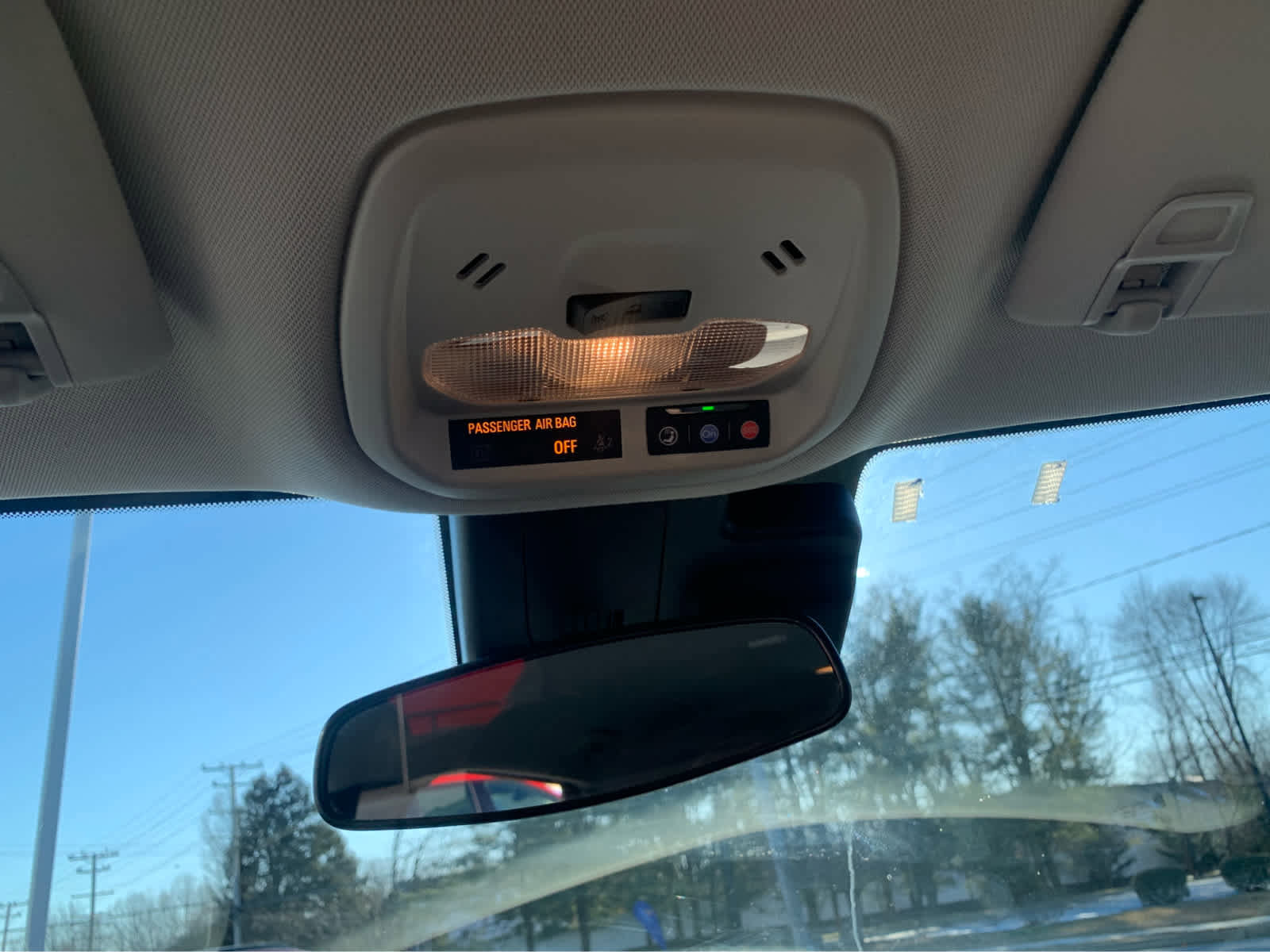 Used 2025 Chevrolet Trax LT w/ Driver Confidence Package image 22