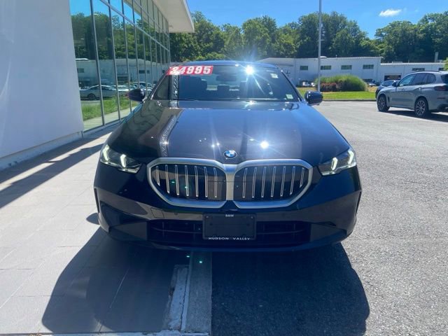 Used 2024 BMW 530i xDrive w/ Convenience Package AWD/4WD image 4