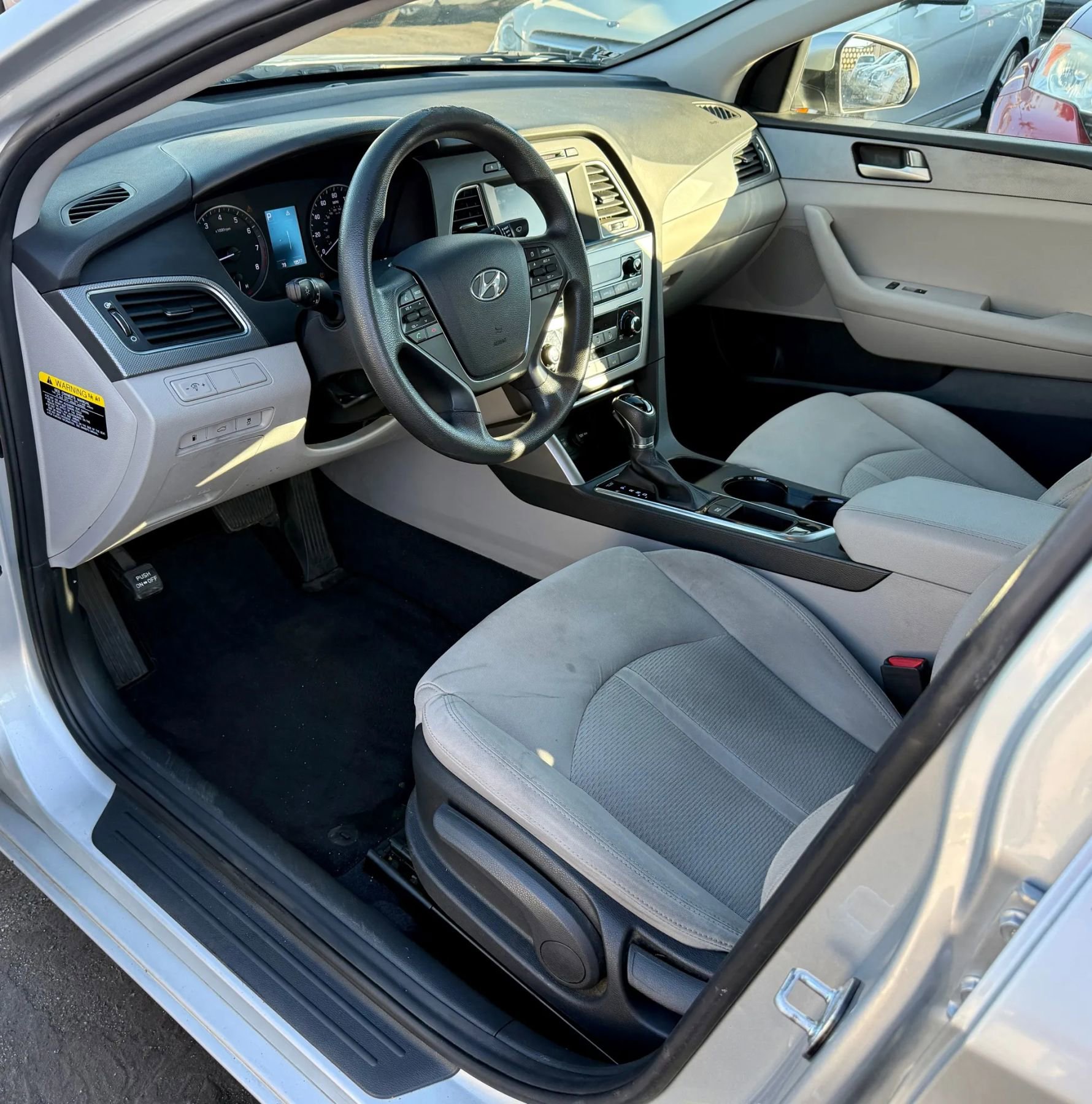 Used 2017 Hyundai Sonata SE image 12