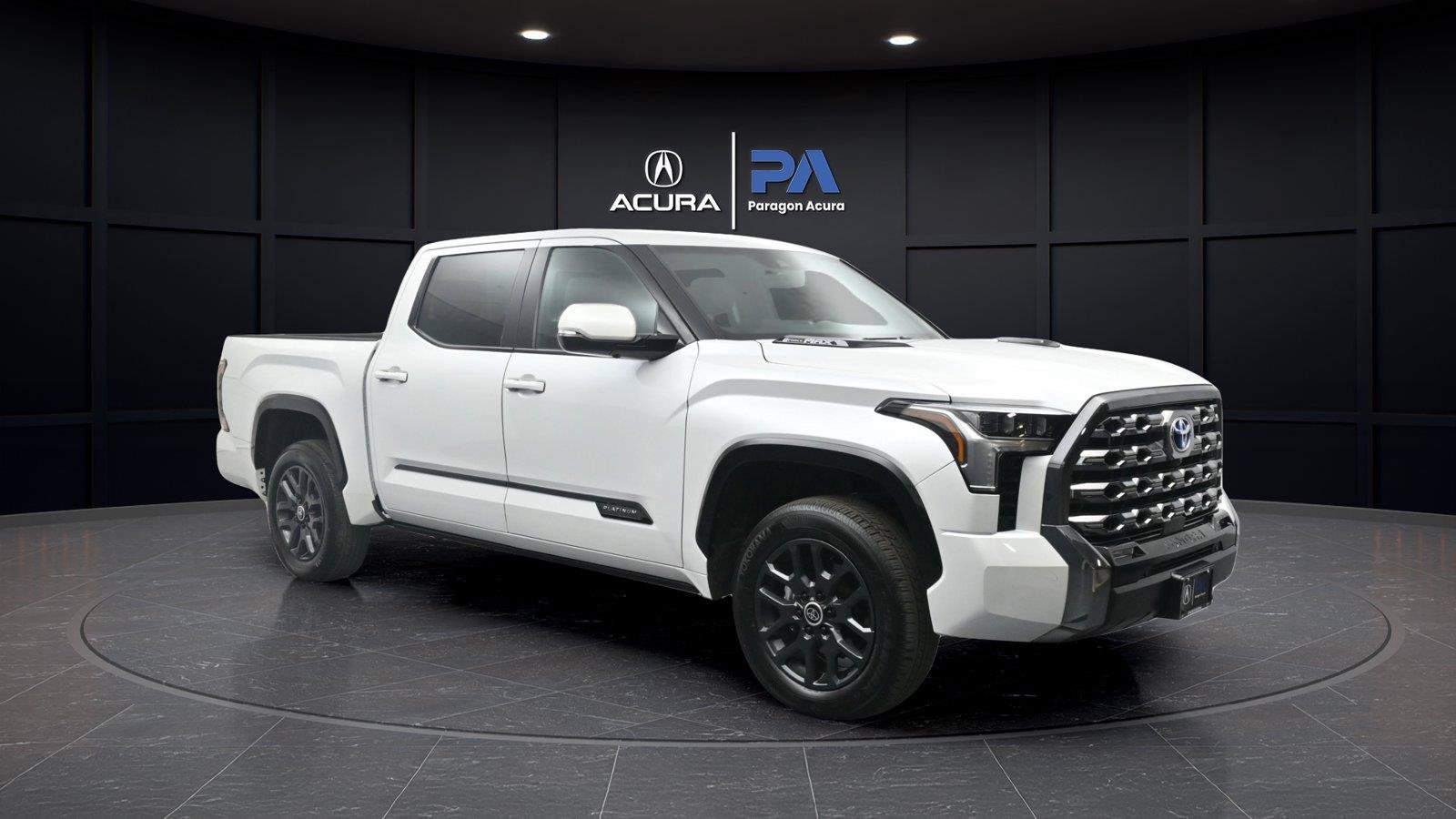 Used 2024 Toyota Tundra Platinum AWD/4WD image 31