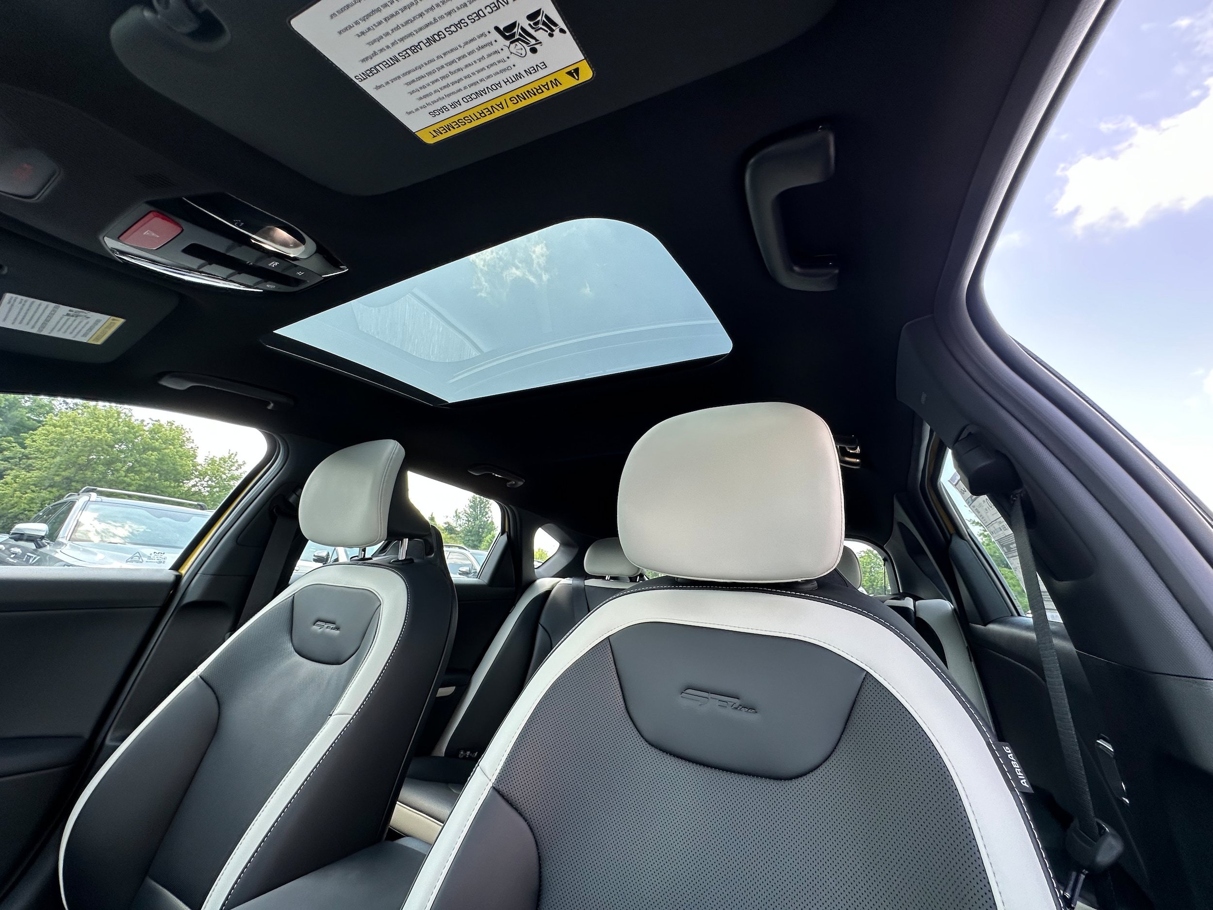 New 2026 Kia K4 GT-Line w/ GT-Line Premium Package FWD image 34