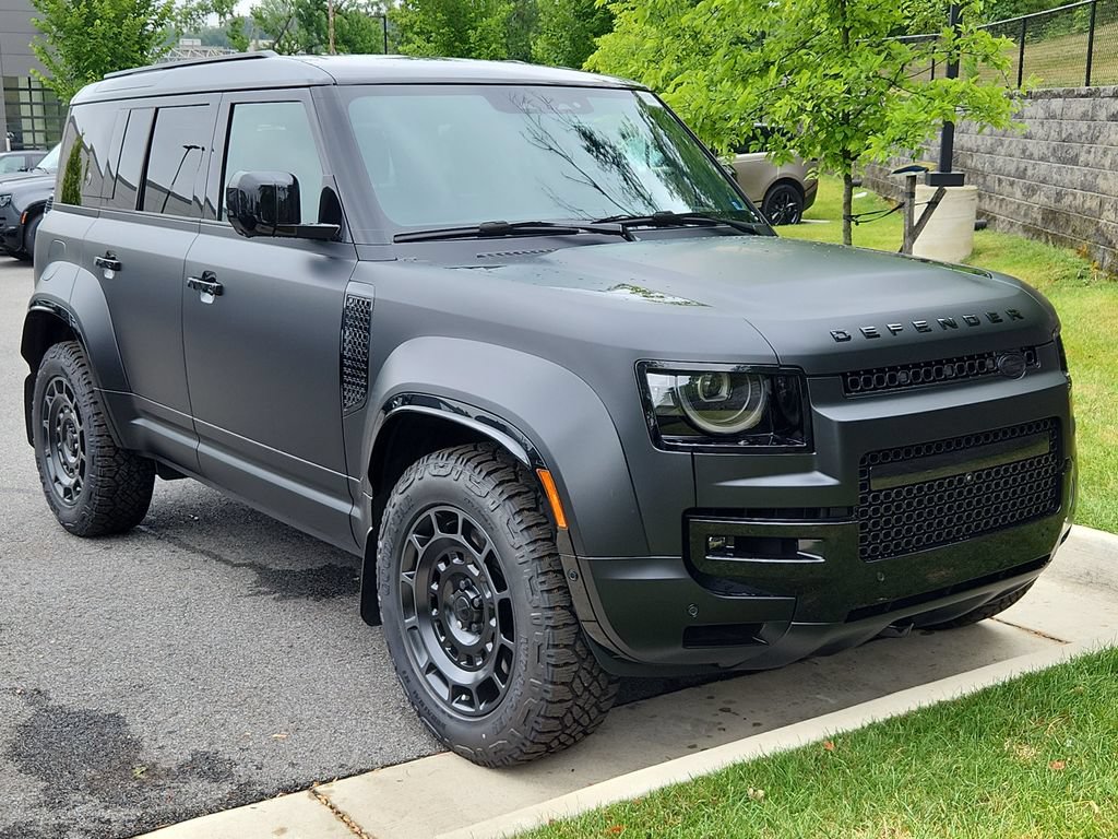 New 2026 Land Rover Defender 110 OCTA AWD/4WD image 10