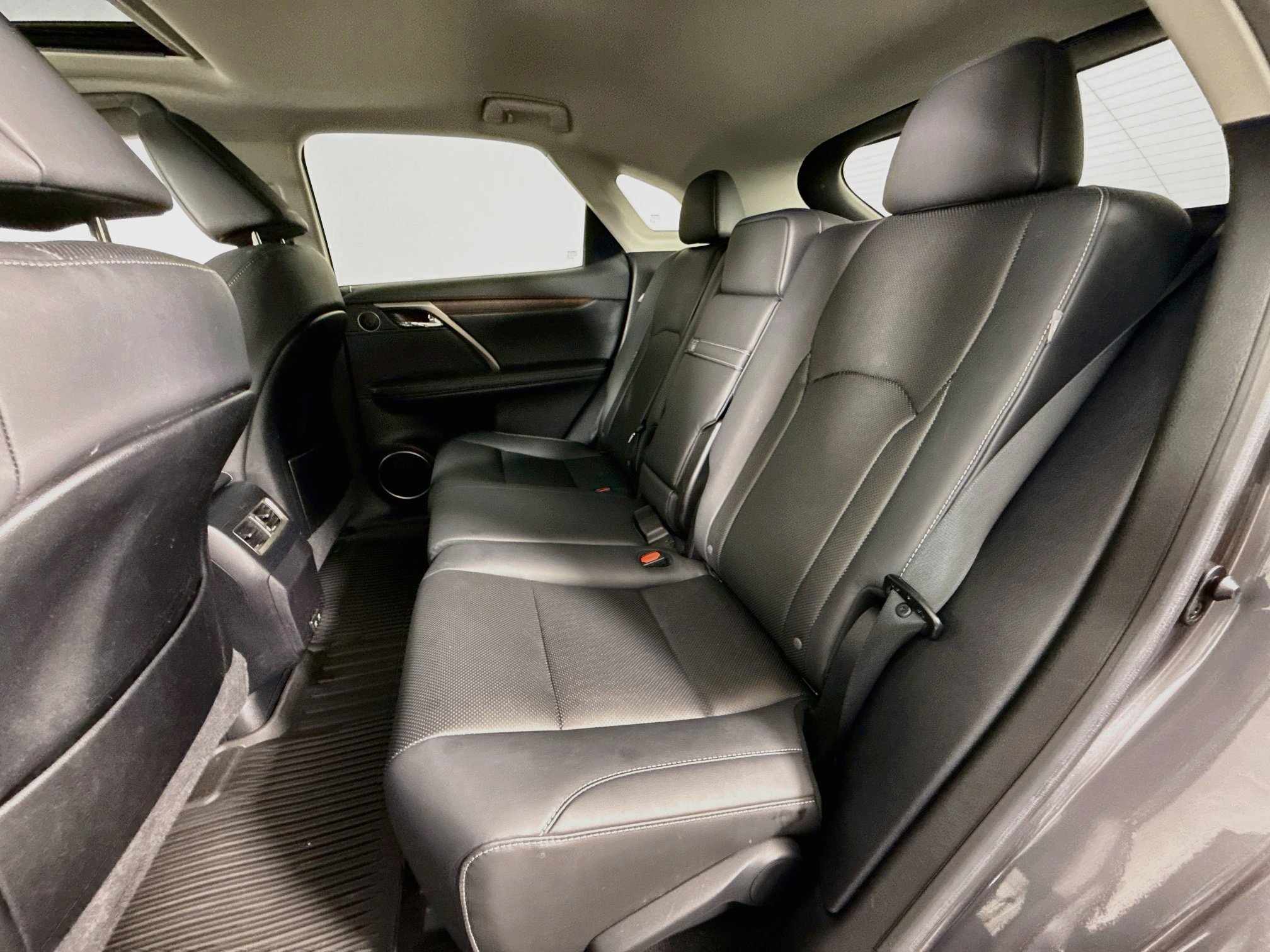Certified 2022 Lexus RX 350 AWD w/ Premium Package image 24