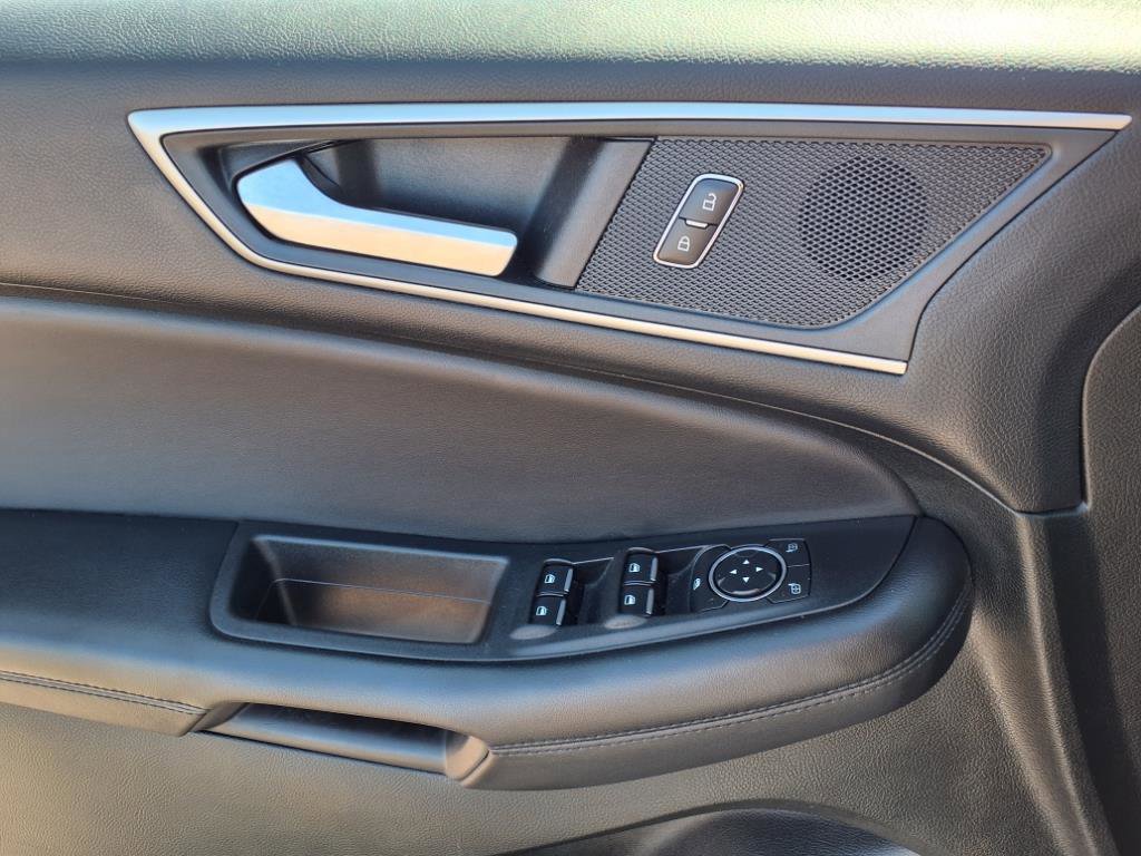 Certified 2023 Ford Edge SEL image 16