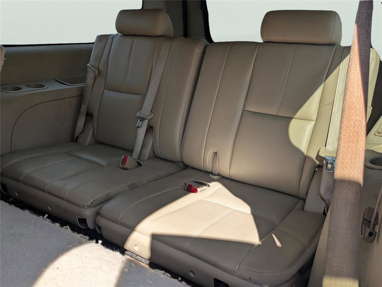 Used 2013 Chevrolet Suburban 2500 LT image 17