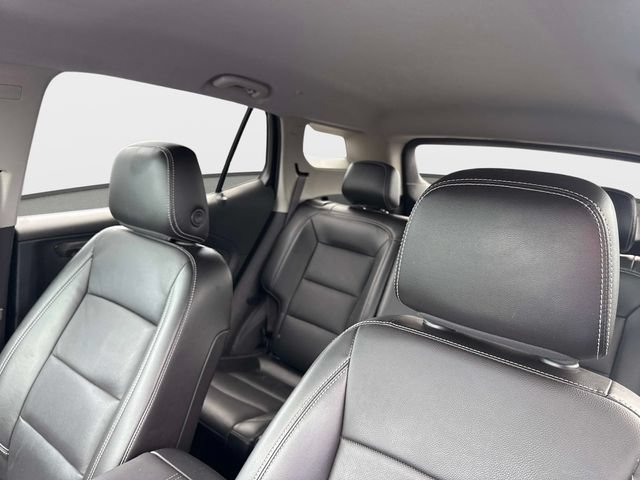 Used 2022 GMC Terrain SLT AWD/4WD image 17