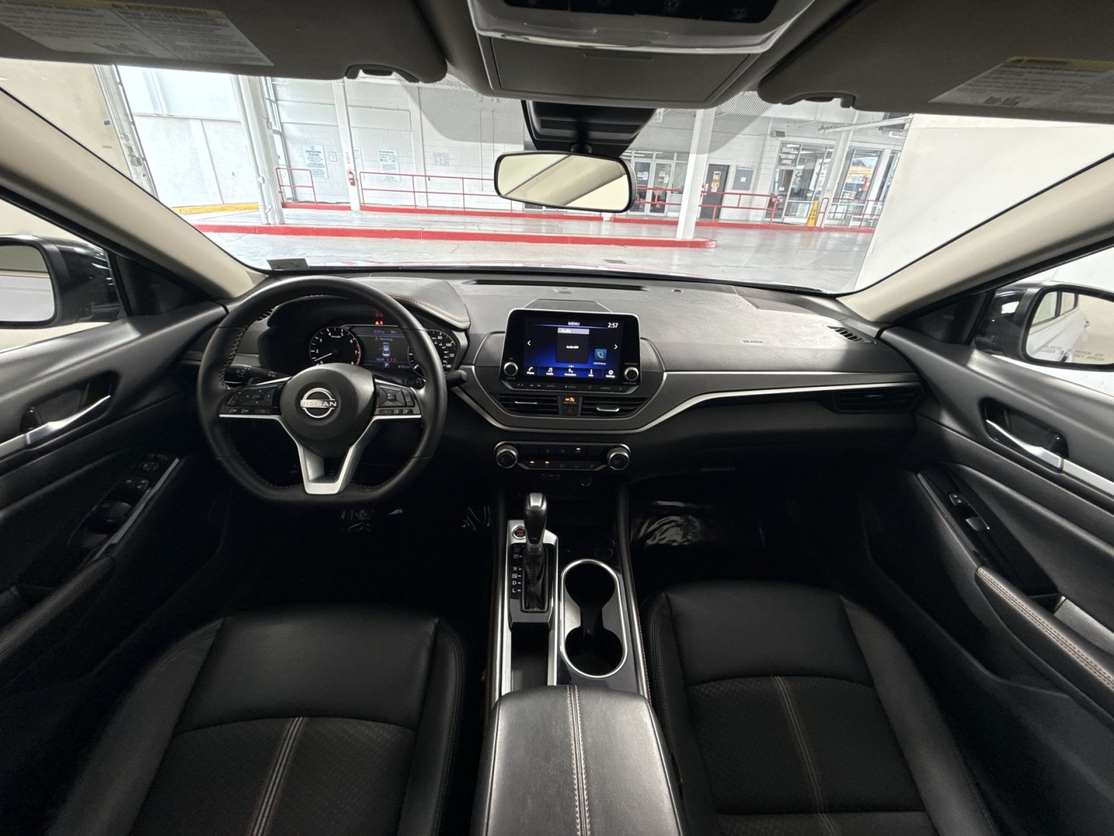 Used 2025 Nissan Altima 2.5 SR FWD image 22