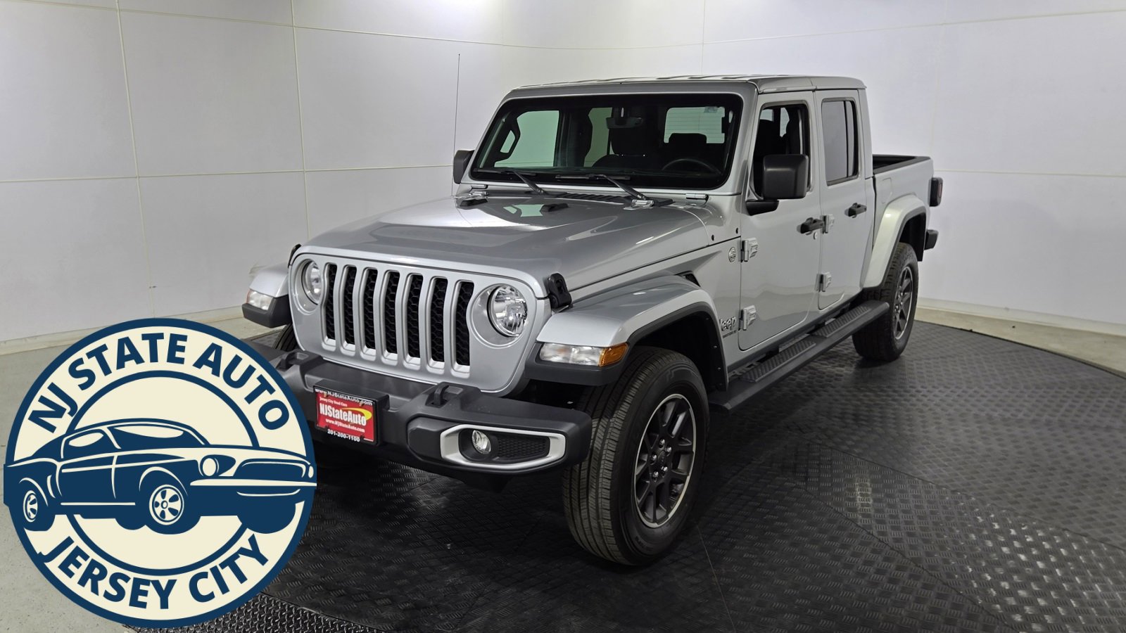 Used 2023 Jeep Gladiator Overland image 3