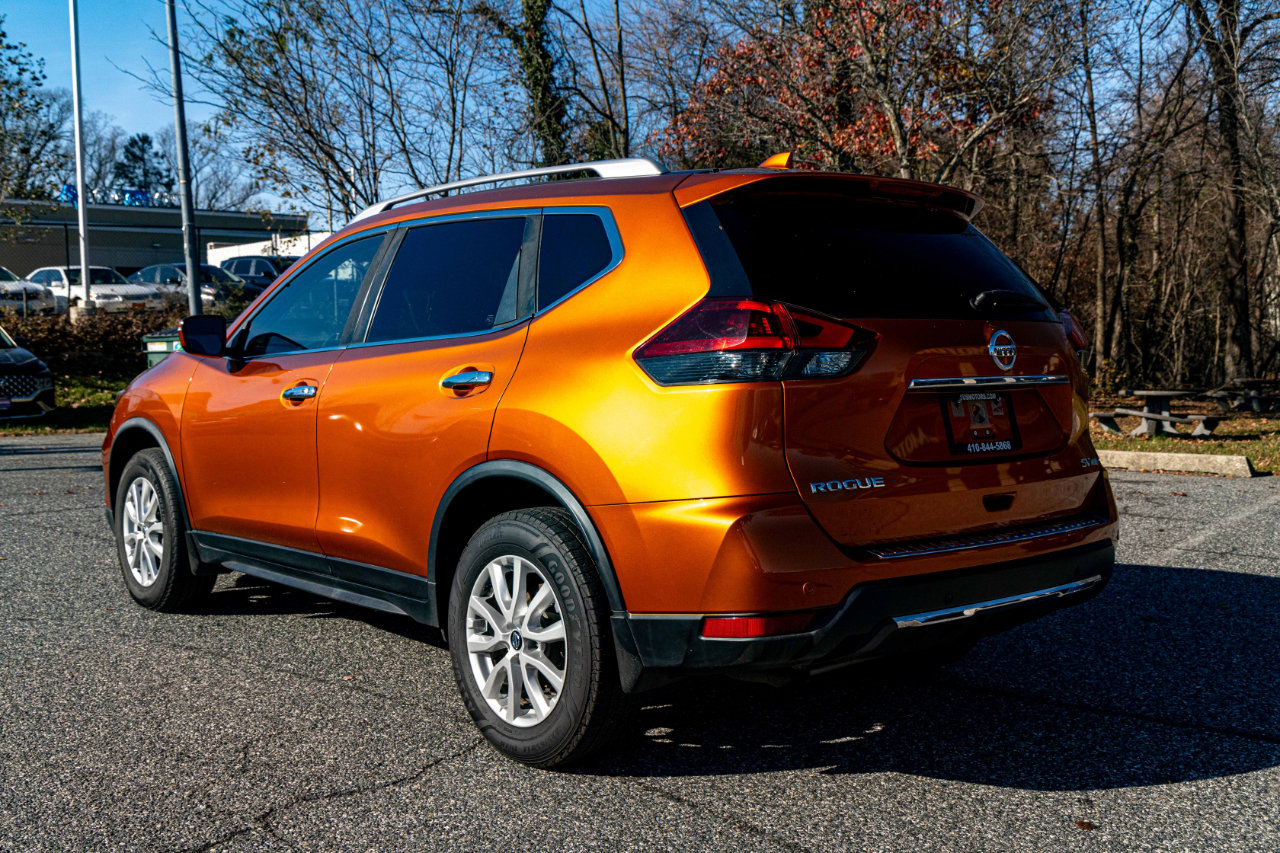 Used 2019 Nissan Rogue SV image 5