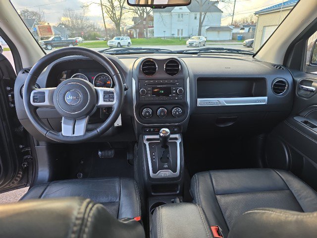 Used 2017 Jeep Compass High Altitude image 27