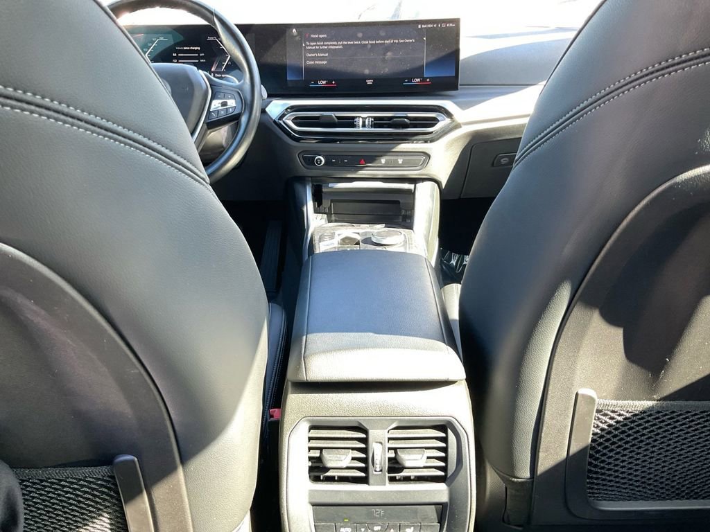 Used 2023 BMW 330e image 28