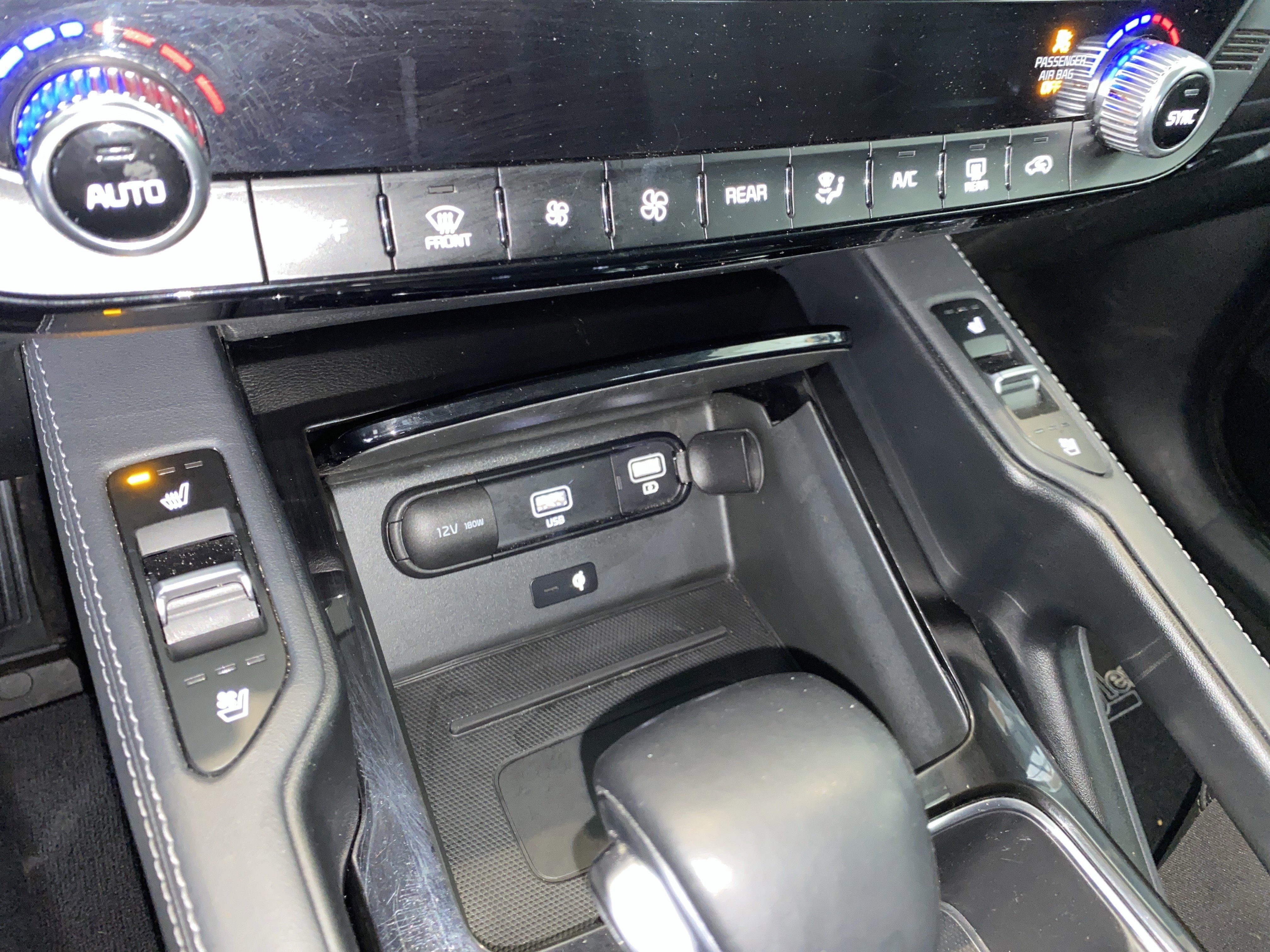 Used 2021 Kia Telluride EX w/ EX Premium Package image 15