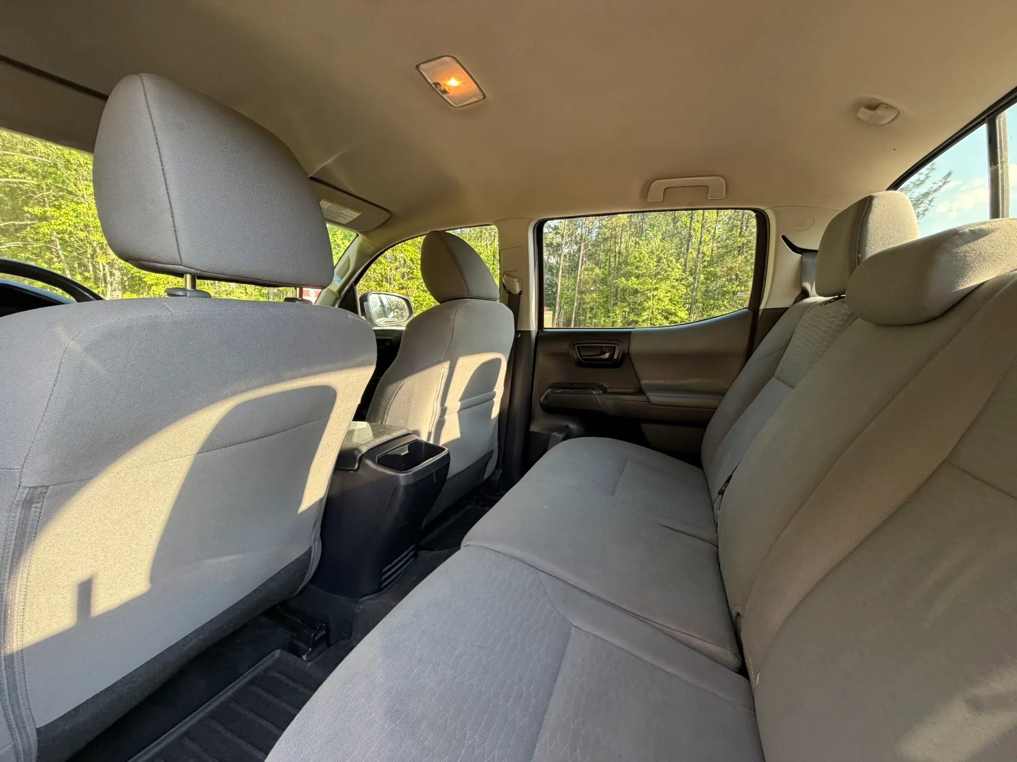 Used 2018 Toyota Tacoma SR w/ SR Convenience Package RWD image 14