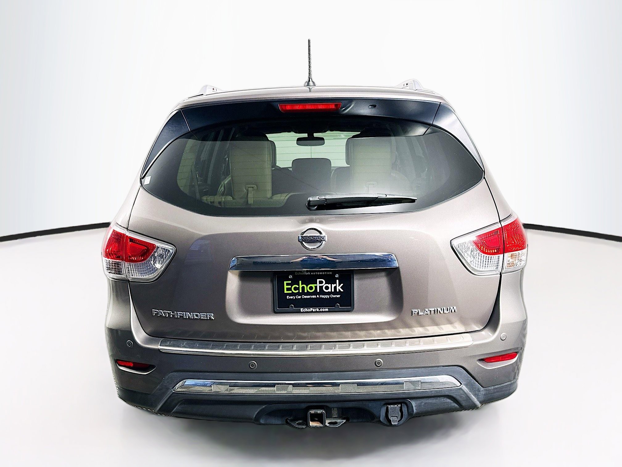 Used 2014 Nissan Pathfinder Platinum w/ Platinum Premium Package FWD image 7