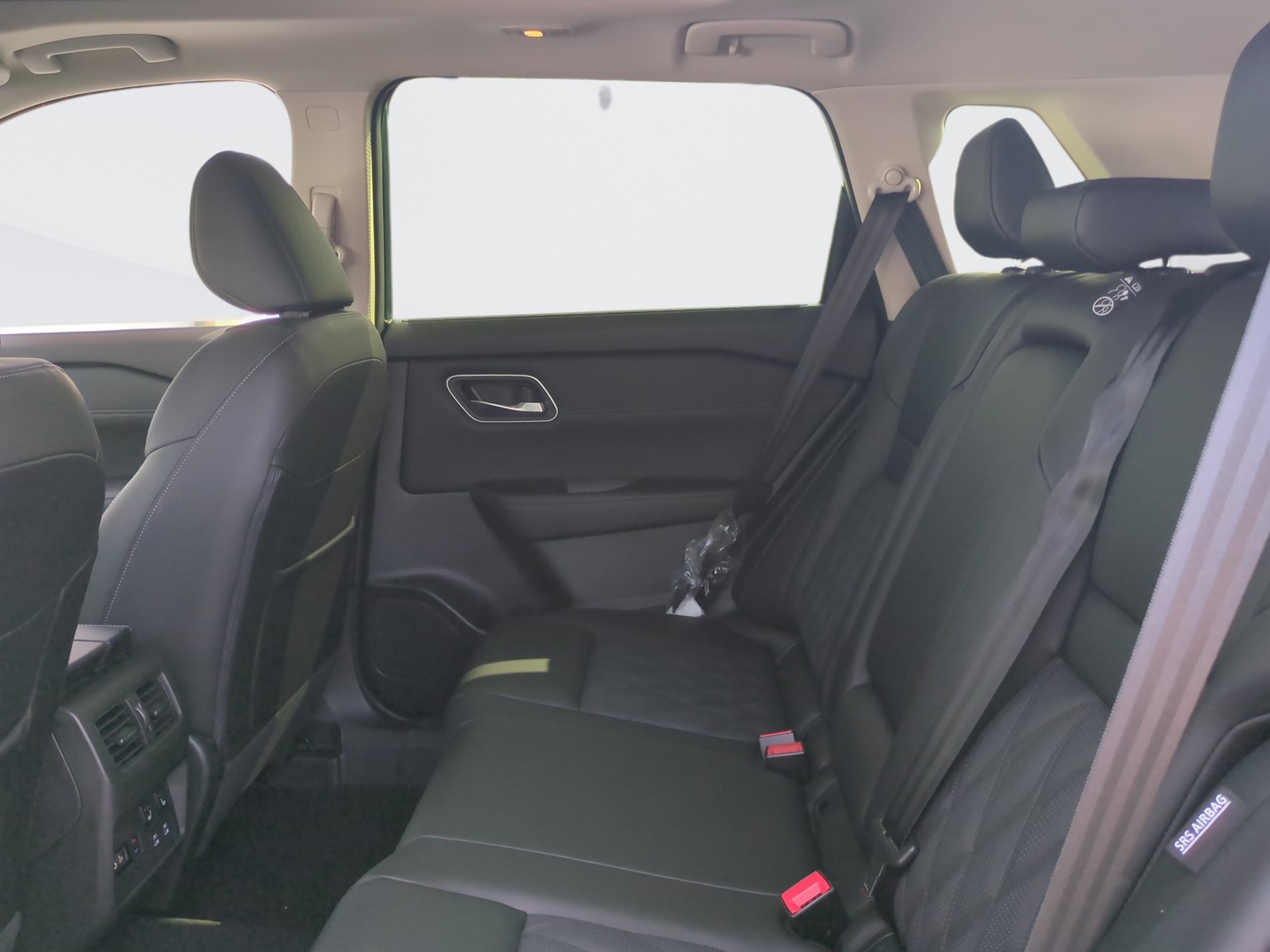 New 2026 Nissan Rogue Platinum w/ Platinum Premium Package AWD/4WD image 15