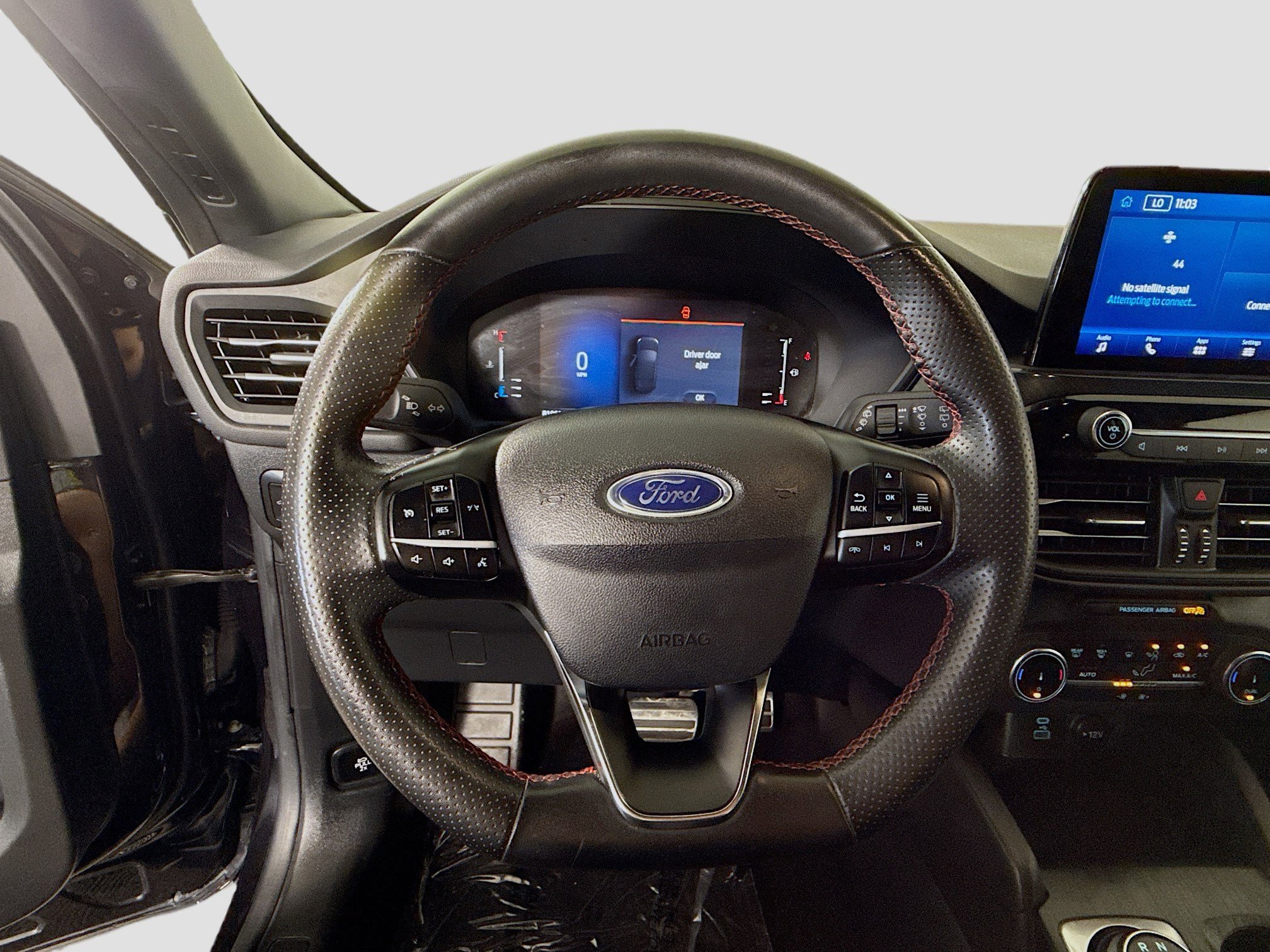Used 2023 Ford Escape ST-Line image 13