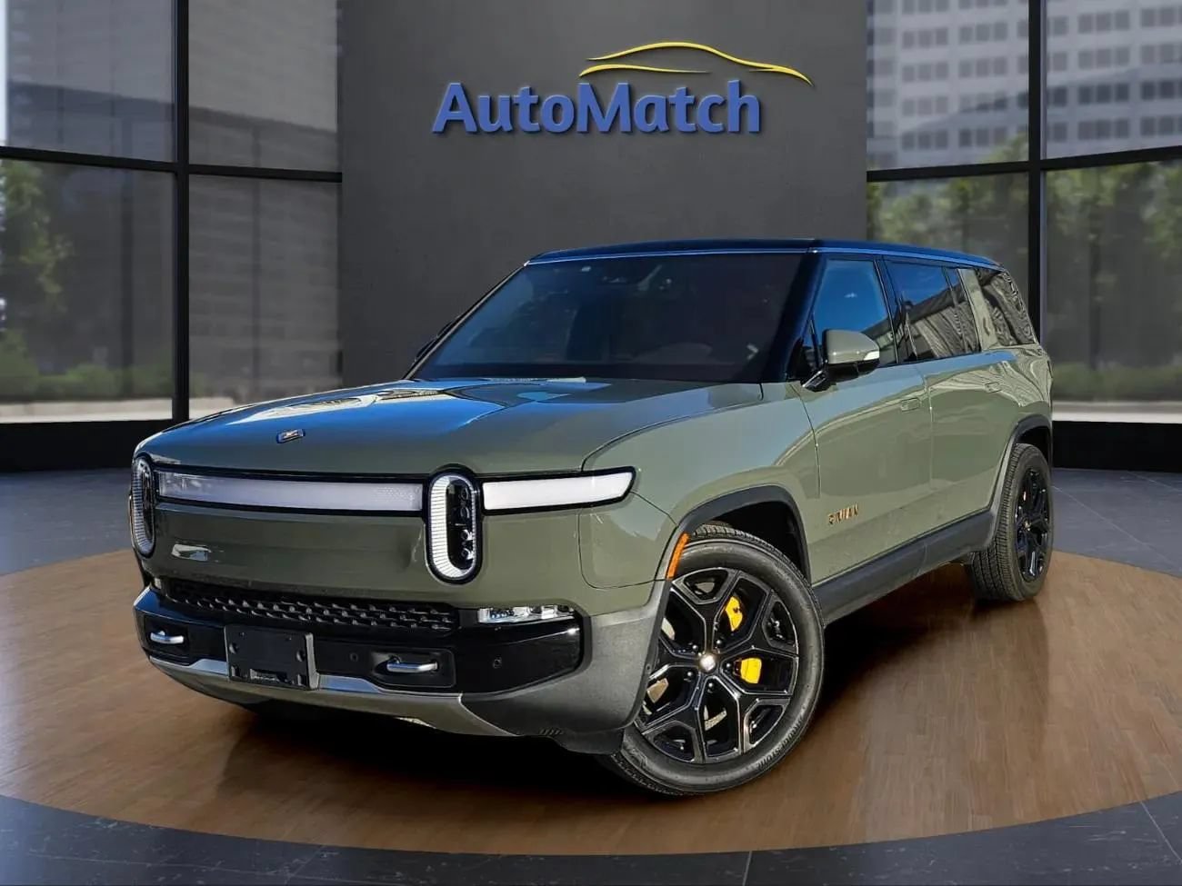 Used 2023 Rivian R1S Launch Edition AWD/4WD image 3
