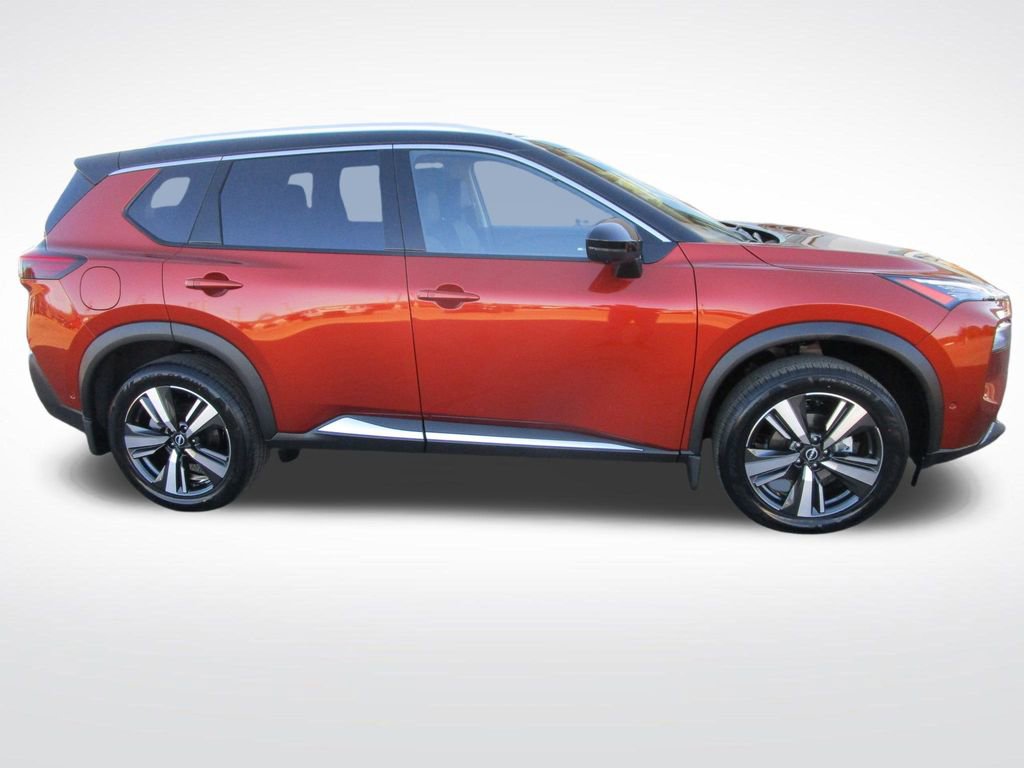 Used 2023 Nissan Rogue SL w/ SL Premium Package FWD image 8