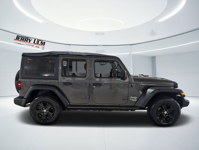 Used 2018 Jeep Wrangler Unlimited Sport S AWD/4WD image 2